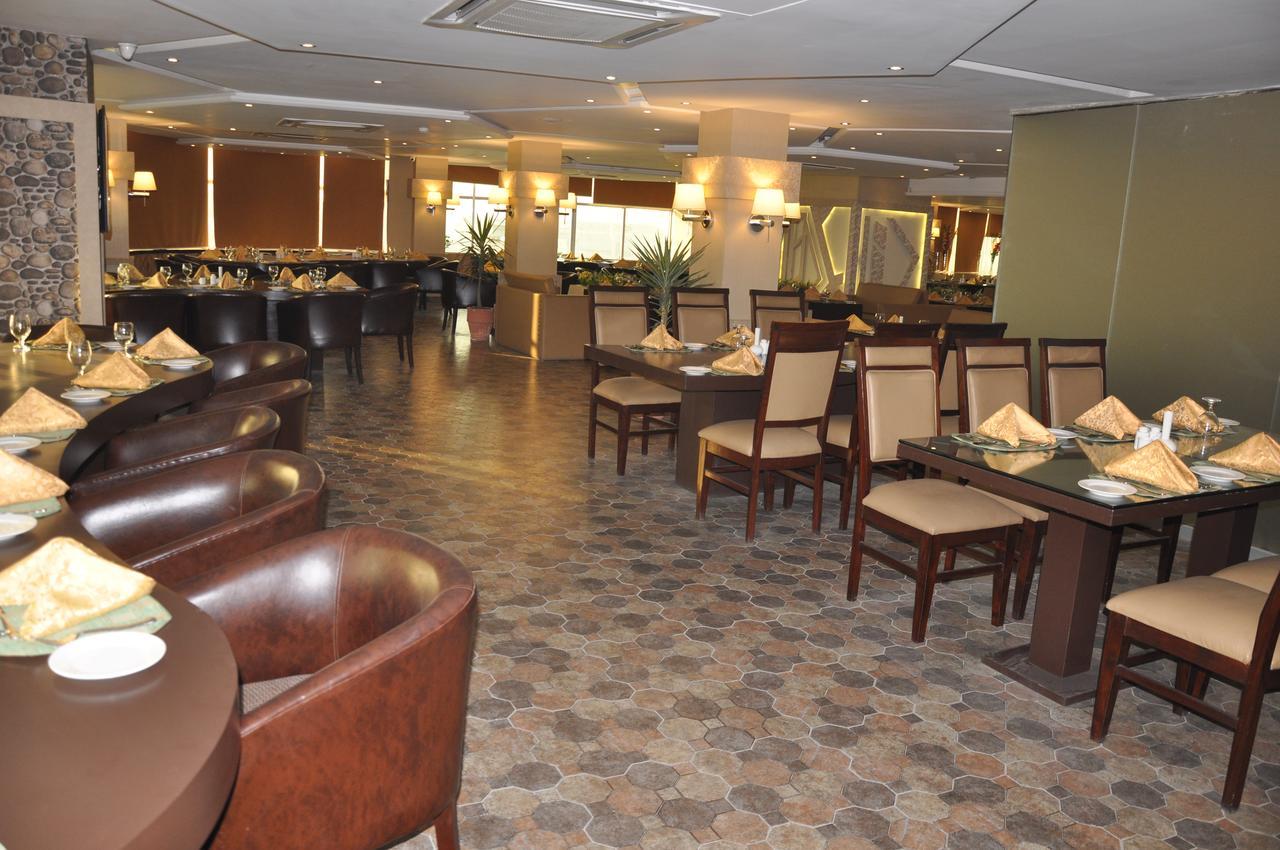 Fort continental Hotel Peschawar Zimmer foto