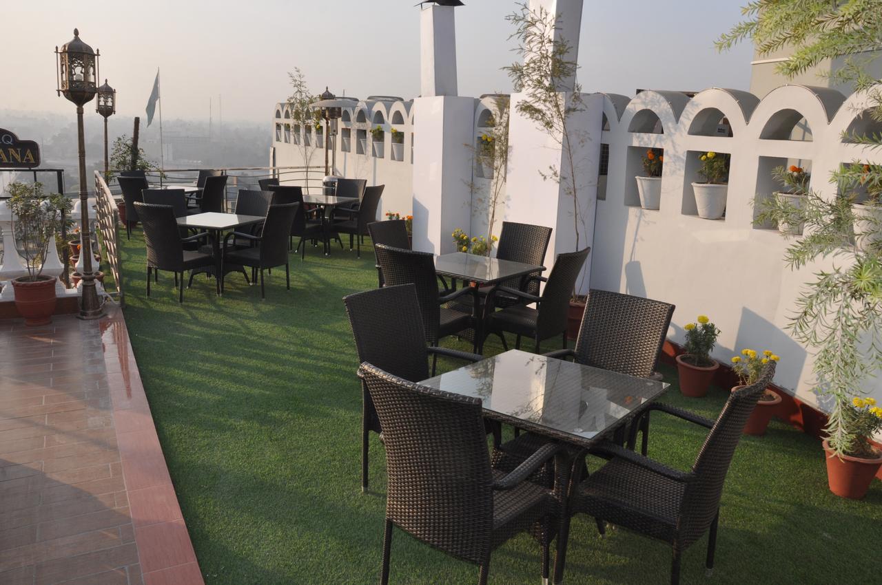 Fort continental Hotel Peschawar Exterior foto